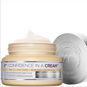 It Cosmetics Moisturizer